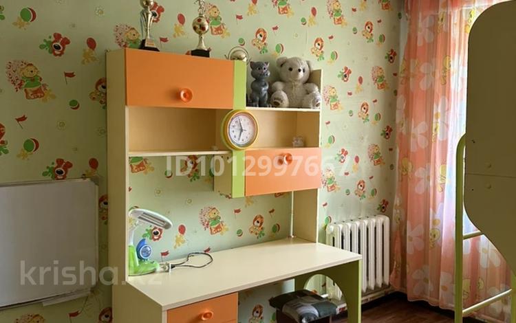 3-бөлмелі пәтер · 60 м² · 2/2 қабат, 1 пер.Б.Момышулы — между ул Шимкентская и Автомобильная, бағасы: 28 млн ₸ в Таразе — фото 2