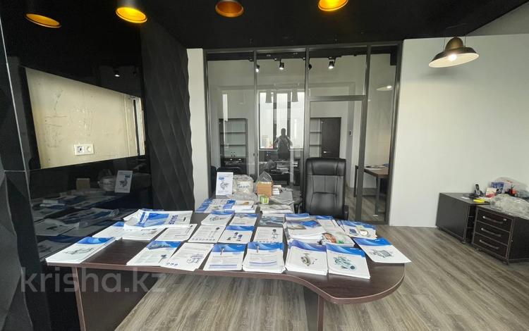 Офисы · 65 м² за 45 млн ₸ в Алматы, Медеуский р-н — фото 10