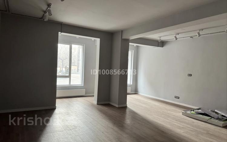 2-комнатная квартира · 71.9 м² · 1/6 этаж, Абая 38 за 86 млн ₸ в Алматы, Бостандыкский р-н — фото 4