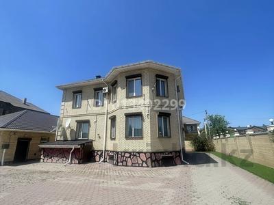 Отдельный дом · 6 комнат · 351 м² · 10 сот., мкр Городской Аэропорт за 205 млн ₸ в Караганде, Казыбек би р-н