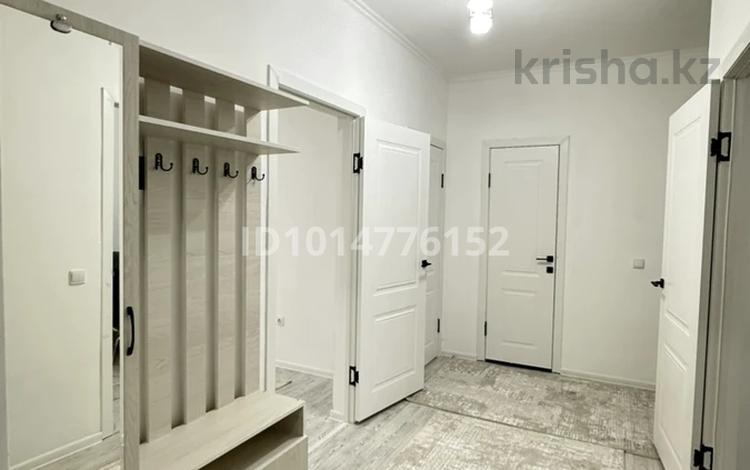 3-бөлмелі пәтер · 74 м² · 8/9 қабат, Айналма тас жолы — Қазақойл заправка, бағасы: 180 000 ₸ в Туркестане — фото 2