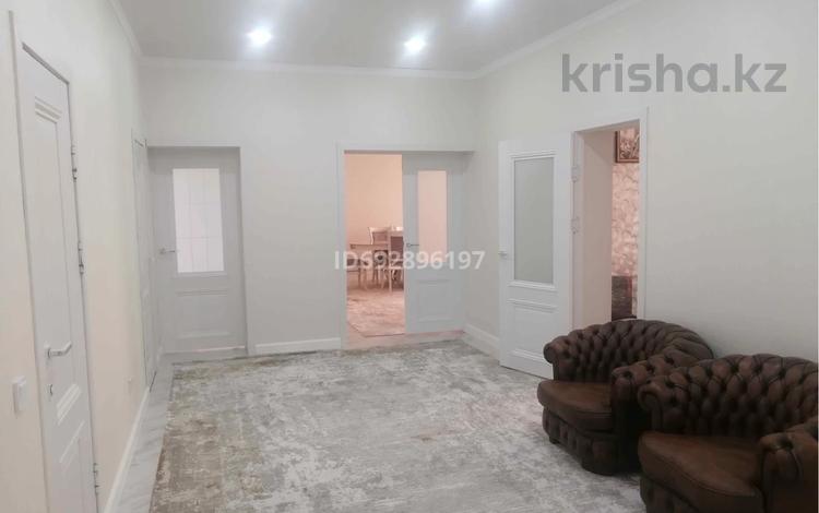 6-комнатная квартира · 375 м² · 14/14 этаж, 17-й мкр 113 за 102 млн ₸ в Актау — фото 2