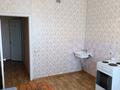 2-бөлмелі пәтер · 60 м² · 4/10 қабат, мкр Юго-Восток, Мкр Юго-Восток, ул.Сарыарка 31 — Дом находится возле лицея 2, бағасы: 21 млн ₸ в Караганде, Казыбек би р-н — фото 13