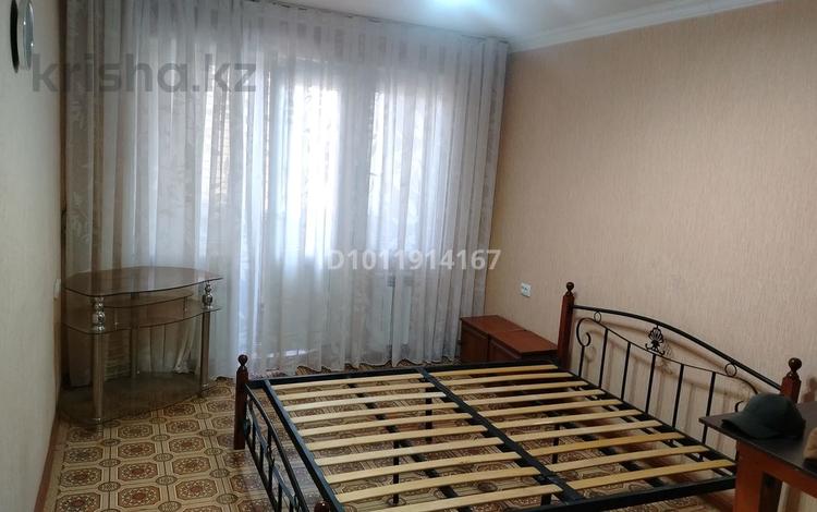 1-комнатная квартира · 36 м² · 4/5 этаж, Джангельдина 16 б за 13.5 млн 〒 в Шымкенте, Аль-Фарабийский р-н — фото 2