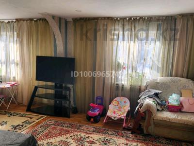 Отдельный дом · 3 комнаты · 90.8 м² · 6 сот., Байжанова 36 — Пересечение улицы Раймбека за 22 млн 〒 в Талгаре