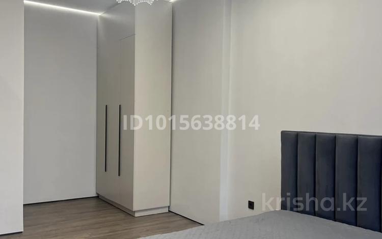 3-комнатная квартира · 90 м² · 5/18 этаж, ул. Е-36 6 за 420 000 ₸ в Астане, Нура р-н — фото 2