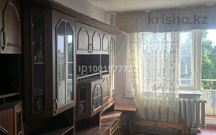 3-бөлмелі пәтер · 54.5 м² · 2/5 қабат, Микрорайон Сарыарка 20, бағасы: 15 млн ₸ в Зеленом бору — фото 2