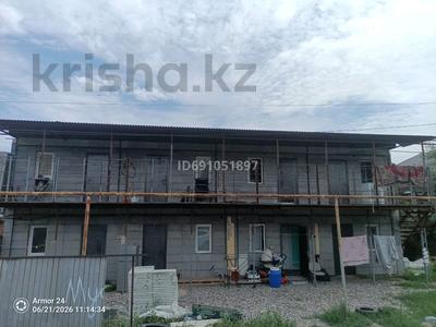 Отдельный дом · 8 комнат · 200 м² · 5 сот., мкр Шанырак-1, Ул. Жаңаталап 12 — Жанаталап за 65 млн ₸ в Алматы, Алатауский р-н
