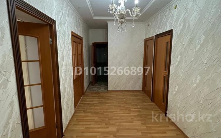 3-комнатная квартира · 94 м² · 1/5 этаж, мкр Нурсат 1 за 170 000 ₸ в Шымкенте, Каратауский р-н — фото 2