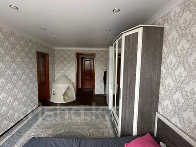 3-бөлмелі пәтер · 61.7 м² · 3/5 қабат, Ауэзова, бағасы: 10.5 млн ₸ в Аксу