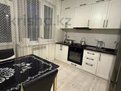 Продажа квартир в Алматы: 2-комнатная квартира · 68 м² · 1/5 этаж, мкр Саялы за 28.2 млн 〒 2-комнатная квартира · 68 м² · 1/5 этаж, мкр Саялы за 28.2 млн 〒 в Алматы, Алатауский р-н