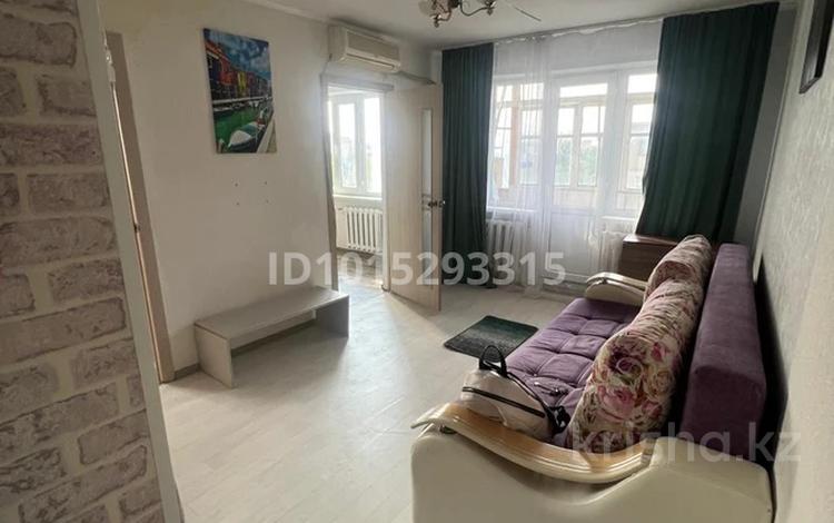 3-комнатная квартира · 47.5 м² · 5/5 этаж, мкр 5 64 а — Тургенева Калдаякова за 12.3 млн ₸ в Актобе — фото 2
