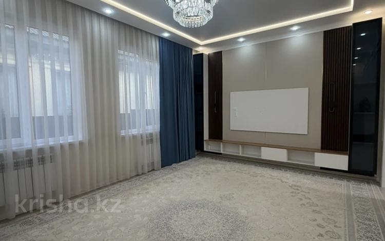 Отдельный дом · 3 комнаты · 135 м² · 4 сот., Абылайхана 198/1 за 30.5 млн ₸ в Каскелене — фото 2