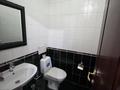 2-комнатная квартира · 74 м² · 6/12 этаж, Толе би 298/7 за 300 000 ₸ в Алматы, Ауэзовский р-н — фото 2
