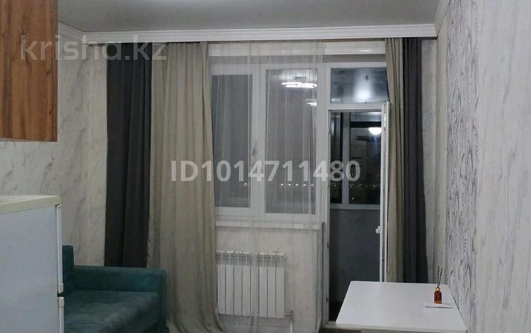 1-комнатная квартира · 20 м² · 8/9 этаж, Жумекена Нажимеденова 19 за 180 000 ₸ в Астане, Сарайшык р-н — фото 2