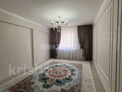 2-комнатная квартира · 76 м² · 2/5 этаж, 6 мкр 3 дом за 20 млн ₸ в Жанаозен