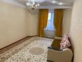 2-комнатная квартира, 78 м², 4/9 этаж помесячно, Валиханова за 265 000 〒 в Атырау