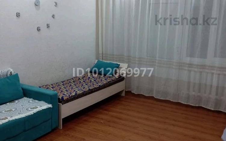 1-комнатная квартира · 40 м² · 2/5 этаж, ул. Наурызбай батыра 29 за 150 000 ₸ в Каскелене — фото 2