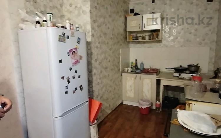 3-комнатная квартира · 58 м² · 1/5 этаж, Майкудук, 18й микрорайон 11 за 13 млн ₸ в Караганде, Алихана Бокейханова р-н — фото 10