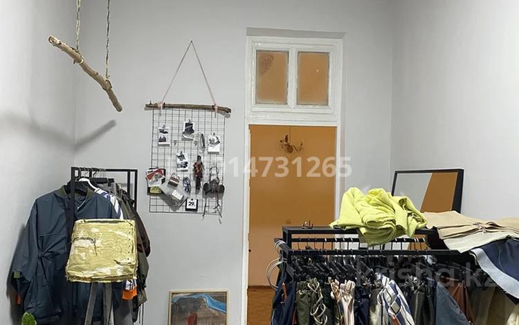 Свободное назначение, офисы, магазины и бутики, общепит, салоны красоты, бани, гостиницы и зоны отдыха, фитнес и спорт, образование, развлечения, студии · 16.8 м² за 200 000 ₸ в Алматы, Медеуский р-н — фото 2