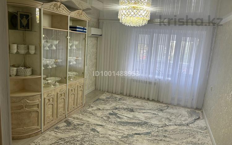 3-бөлмелі пәтер · 70 м² · 3/5 қабат, Байтурсынова — Автостанция, бағасы: 13.5 млн ₸ в Алге — фото 2