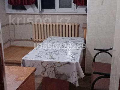 1-бөлмелі пәтер · 40 м² · 2/9 қабат, Ақсай-2 ш/а. 25 — Момышулы Толеби., бағасы: 10 000 ₸ в Алматы, Ауэзовский р-н