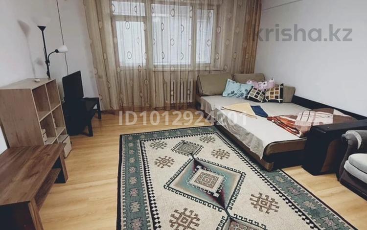 1-бөлмелі пәтер · 50 м², Ауезов 48, бағасы: 100 000 ₸ в Атырау, мкр Жилгородок — фото 2