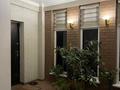 Дом · 6 комнат · 250 м², Ермекбаева 23 — Аргынбеков пересечение Байтуосынов за 90 000 〒 в Шымкенте, Туран р-н
