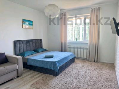 1-комнатная квартира · 45 м² · 6/15 этаж, Кабанбай батыра 46 — Керей Жанибек Хандар за 15 000 ₸ в Астане, Есильский р-н