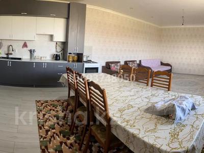 Отдельный дом • 3 комнаты • 100 м² • 10 сот., Енбек Дуйсенова 46 за 10 млн 〒 в Талдыкоргане