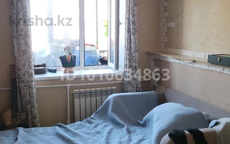 3-бөлмелі пәтер · 54 м² · 9/9 қабат, 6 мкр. 18 — Металлургов Мира, бағасы: 7 млн ₸ в Темиртау — фото 2
