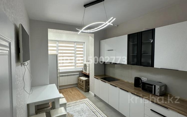 2-бөлмелі пәтер · 55 м² · 7/7 қабат, 20-ш/а. 16, бағасы: 220 000 ₸ в Актау, 20-й мкр — фото 2