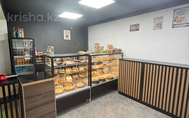 Свободное назначение, офисы, магазины и бутики, склады, общепит, салоны красоты, бани, гостиницы и зоны отдыха, медцентры и аптеки, образование, развлечения · 30.5 м² за 17.5 млн ₸ в Астане, Сарыарка р-н — фото 2