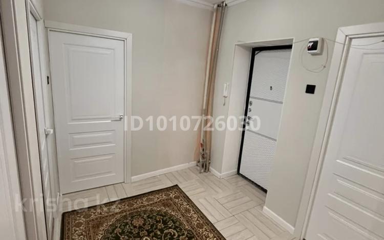 3-комнатная квартира · 70 м² · 2/5 этаж, Толе би 141а — Говд за 20 млн 〒 в  — фото 2
