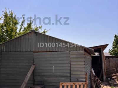 Сахнадағы ең иіссіз қыздар (видео) Әдемі әйел пискаларының жақыннан түсірілген фотосуреттері