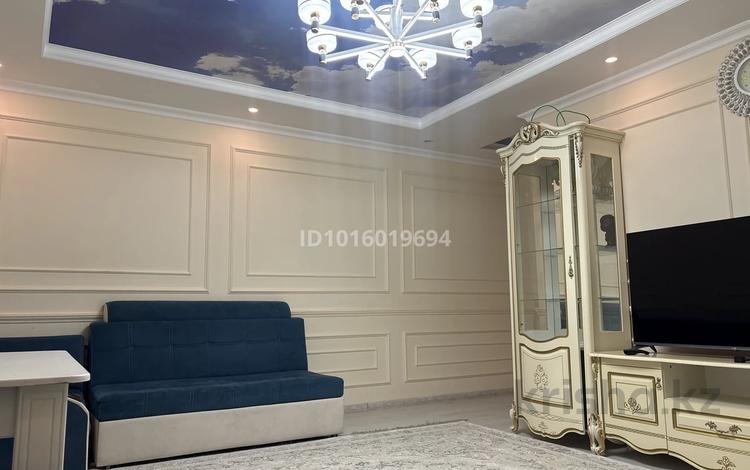 2-комнатная квартира · 75 м² · 10/12 этаж, мкр Нурсат 2, Аргынбекова — Шаяхметов за 30 000 ₸ в Шымкенте, Каратауский р-н — фото 2