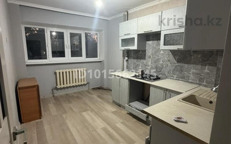 3-бөлмелі пәтер · 58 м² · 1/5 қабат, 2 микрорайон 35, бағасы: 22 млн ₸ в Конаеве — фото 2
