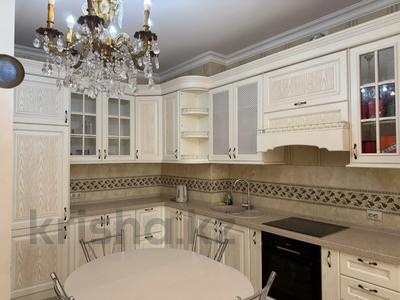 3-комнатная квартира · 140 м² · 10/22 этаж, Бухар жырау 27/5 — Маркова за 125 млн ₸ в Алматы, Бостандыкский р-н