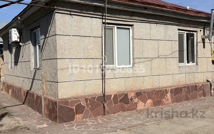 Жеке үй · 3 бөлме · 70 м² · 8 жүзд., 3пер Сорокина, бағасы: 18 млн ₸ в Таразе — фото 2