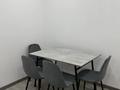 2-комнатная квартира · 80 м² · 2/5 этаж, Желтоксан 1/6 — ТД Караван, Ресторан Лазурный за 220 000 ₸ в Уральске — фото 3