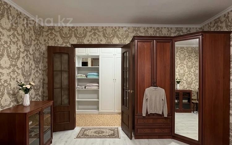 2-комнатная квартира · 52 м² · 2/9 этаж, шакарима — центр за 25.5 млн ₸ в Семее — фото 2