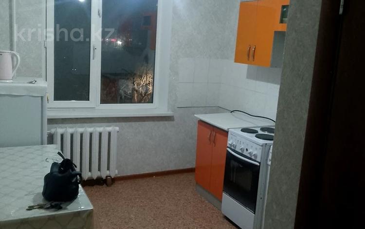 2-комнатная квартира · 45 м² · 6/9 этаж, Победы — Рядом 1000 мелочей за 140 000 ₸ в Семее — фото 2