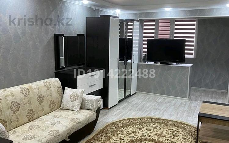1-бөлмелі пәтер · 35 м² · 3/5 қабат, 8-ш/а. 17, бағасы: 11.2 млн ₸ в Актау, 8-й мкр — фото 2