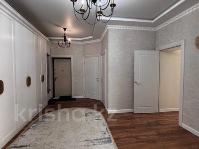 4-комнатная квартира · 156.1 м² · 3/8 этаж, проспект Санкибай Батыра за 63.5 млн ₸ в Актобе