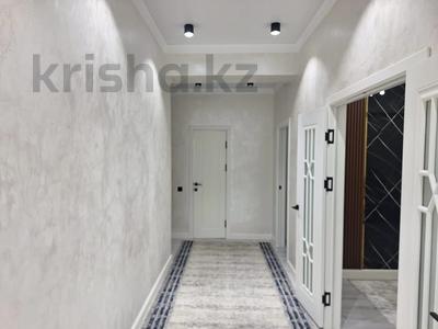 2-комнатная квартира · 70 м² · 2/9 этаж, мкр Нурсая, Абулхайыр хана 51а за 32.5 млн ₸ в Атырау
