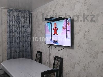 Продажа квартир в Северо-Казахстанской обл.: 2-комнатная квартира · 63.5 м² · 3/5 этаж, Чайковского 13а — Токсанби Чайковского за 45 млн 〒 2-комнатная квартира · 63.5 м² · 3/5 этаж, Чайковского 13а — Токсанби Чайковского за 45 млн 〒 в Петропавловске