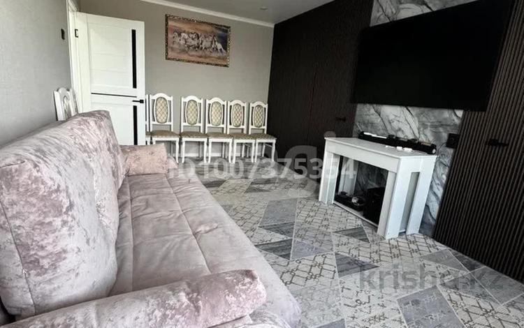 4-бөлмелі пәтер · 61.6 м² · 4/5 қабат, Каирбекова 405 — Каирбекова Курганская, бағасы: 23 млн ₸ в Костанае — фото 2