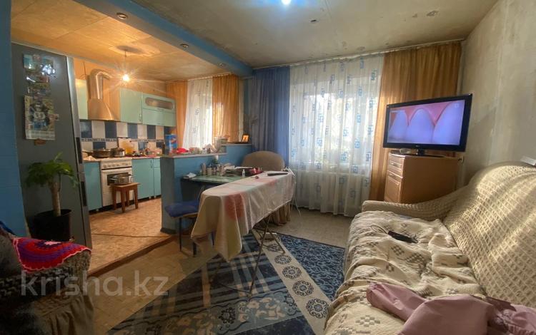 2-комнатная квартира, 42 м², 1/5 этаж, Краснофлотская 3 за 11 млн 〒 в Усть-Каменогорске — фото 8