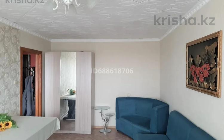 1-комнатная квартира · 33 м² · 5/5 этаж, 8 микрорайон 11 за 6 млн ₸ в Темиртау — фото 20