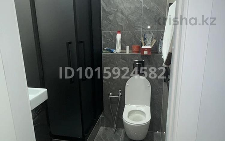 1-комнатная квартира · 39.8 м² · 8/9 этаж, мкр Жас Канат, Ескендір Хасанғалиева 16/1 за 250 000 ₸ в Алматы, Турксибский р-н — фото 2